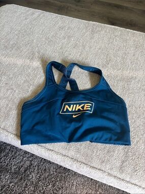 Nike Pro Racerback Sports Bra